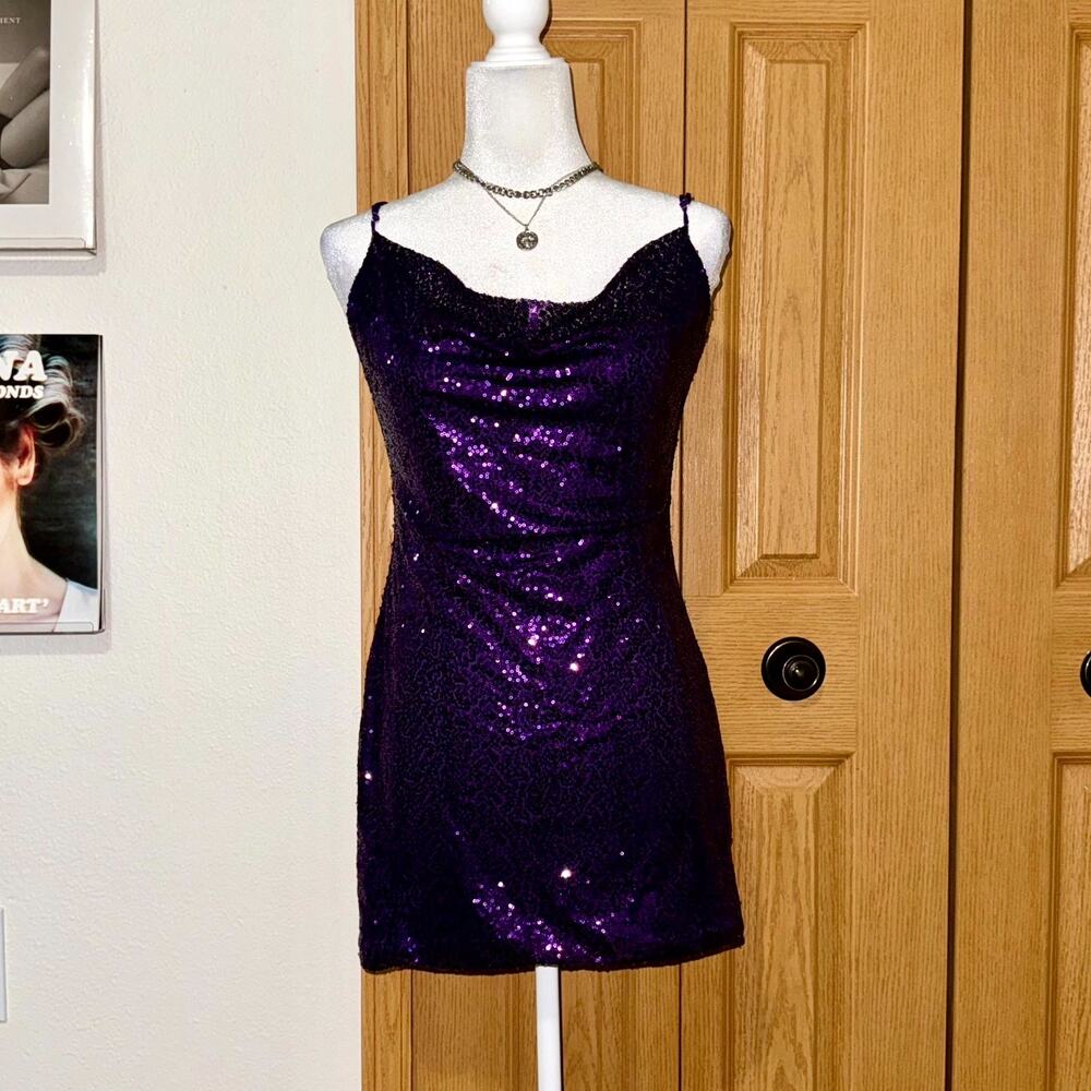 Lucy In The Sky Mini Dress Womens M Purple Sequin Spaghetti Strap Cocktail Party